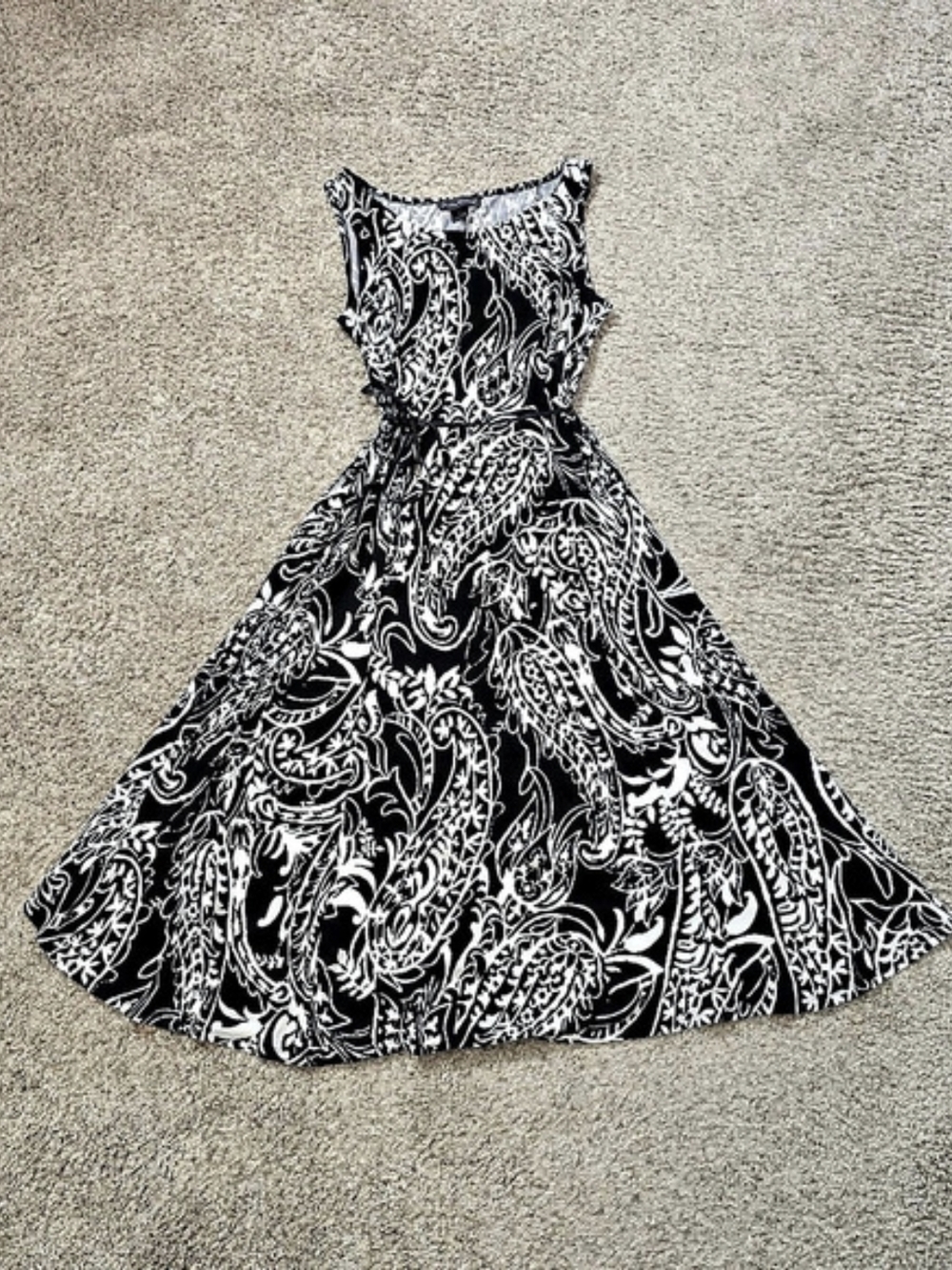 Jessica Howard Black/White Paisley Sleeveless Knit Stretch Belted Midi Dress 10